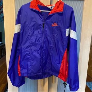 Nike women’s windbreaker jacket